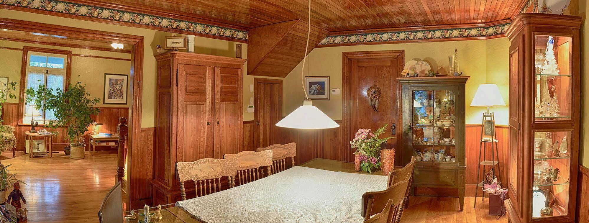 Auberge A La Chouenne La Malbaie Dış mekan fotoğraf